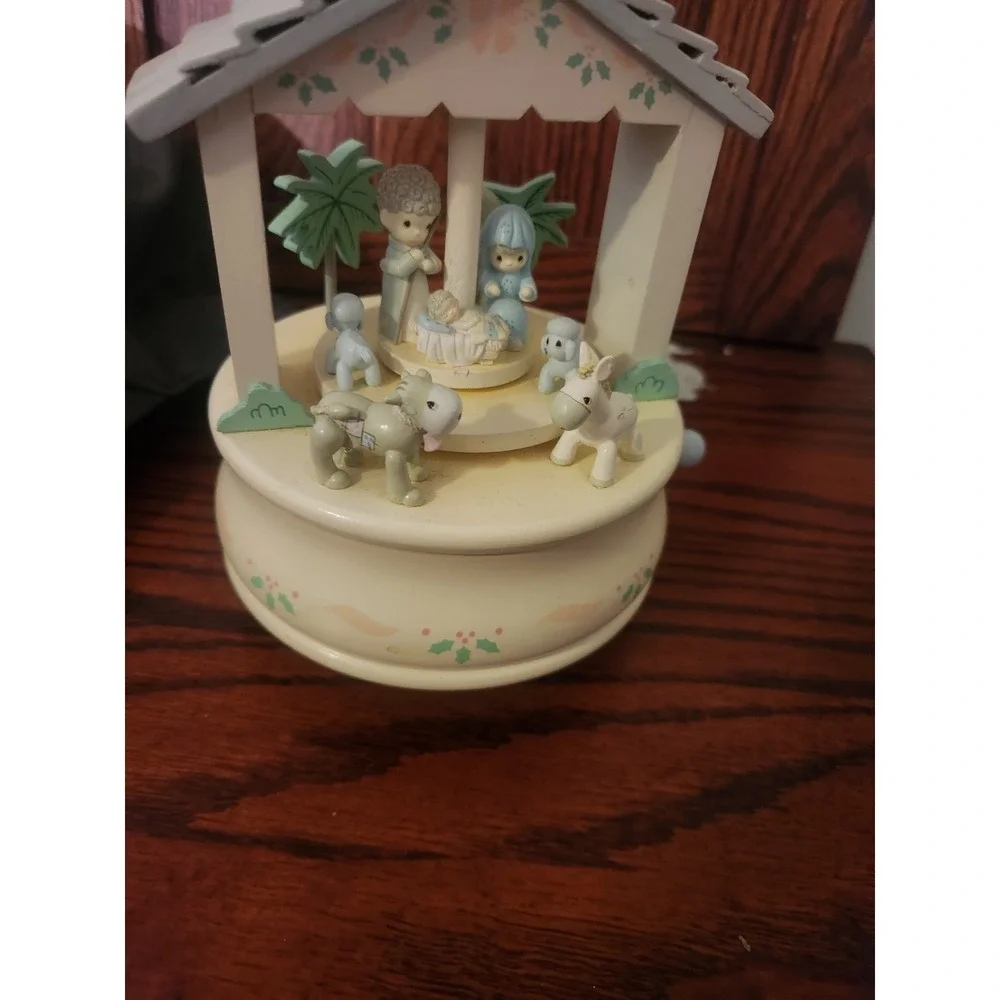 Precious Moments o Come Let Us Adore Him Nativity Revolving Musical 1991 624497